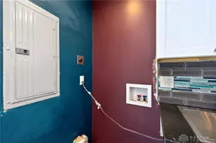 1107 Rossiter Dr, Dayton, OH 45417 - Photo 17