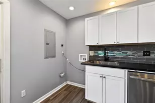 1107 Rossiter Dr, Dayton, OH 45417 - Photo 13
