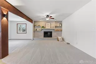 1929 Willowgreen Dr, Beavercreek, OH 45432 - Photo 15