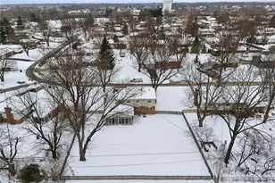 1929 Willowgreen Dr, Beavercreek, OH 45432 - Photo 51