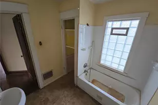 1209 Kammer Ave, Dayton, OH 45417 - Photo 17