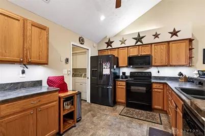 1632 Turnberry Village Drive, Dayton, OH 45458 - Photo 17