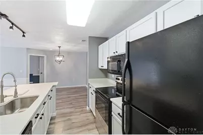 1721 Waterstone Boulevard #101, Washington Twp, OH 45342 - Photo 13