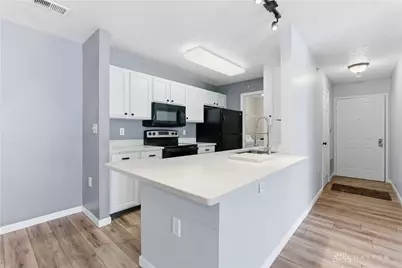 1721 Waterstone Boulevard #101, Washington Twp, OH 45342 - Photo 11