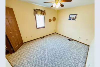 939 Calmer Ernst Boulevard, Brookville, OH 45309 - Photo 17