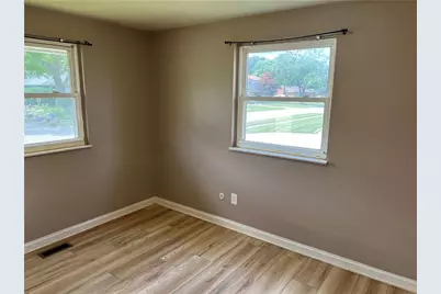 5764 Pennywell Drive, Huber Heights, OH 45424 - Photo 5