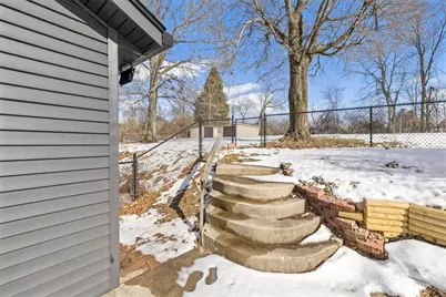 366 N Hampton Road, Springfield, OH 45504 - Photo 9