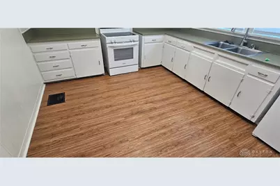 439 W Fairview Avenue #1208, Dayton, OH 45405 - Photo 9