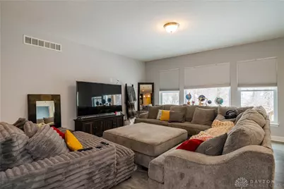 2884 Locke Drive, Beavercreek, OH 45431 - Photo 7