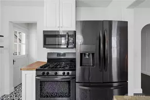 1507 Crescent Blvd, Kettering, OH 45409 - Photo 9