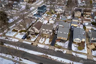 211 Triangle Ave, Oakwood, OH 45419 - Photo 3