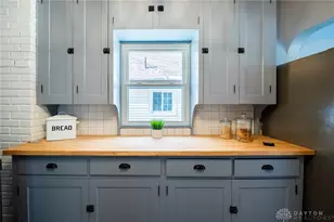 211 Triangle Ave, Oakwood, OH 45419 - Photo 13