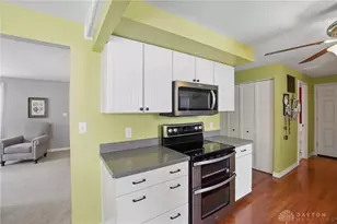 1021 Van Arden Dr, Vandalia, OH 45377 - Photo 9