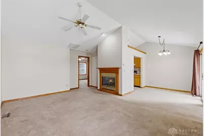 621 Thornburg, Tipp City, OH 45371 - Photo 7