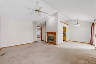 621 Thornburg, Tipp City, OH 45371 - Photo 7