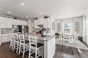 899 Cedar Grv Dr, Tipp City, OH 45371 - Photo 5