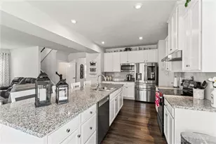 899 Cedar Grv Dr, Tipp City, OH 45371 - Photo 9