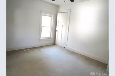 921 Weng Avenue, Dayton, OH 45420 - Photo 19
