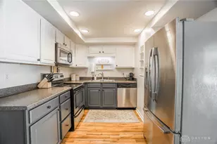 6483 Highbury Rd, Dayton, OH 45424 - Photo 11