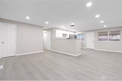 5269 Buckner Drive, Huber Heights, OH 45424 - Photo 9