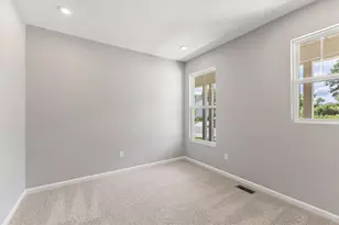 6501 River Birch St, Tipp City, OH 45371 - Photo 9