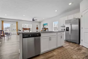 5166 Windbrooke Dr, Tipp City, OH 45371 - Photo 13