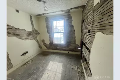 120 Marathon Avenue, Dayton, OH 45405 - Photo 5