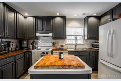 215 N Williams Street, Dayton, OH 45402 - Photo 11