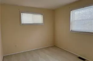 1521 Beaver Creek Ln, Dayton, OH 45429 - Photo 11