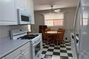 1521 Beaver Creek Ln, Dayton, OH 45429 - Photo 3