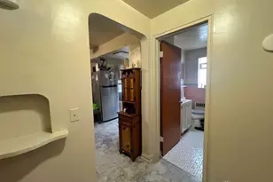 2344 Losantiville Ave, Cincinnati, OH 45237 - Photo 7