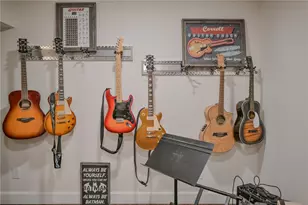 224 Roscommon Dr, Springfield, OH 45503 - Photo 89