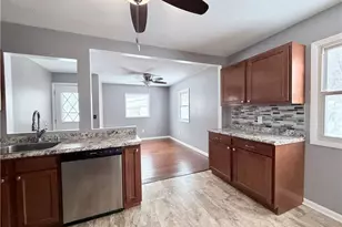 1806 N Sweetbriar Ln, Springfield, OH 45505 - Photo 11