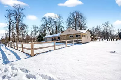 4477 E Centerville Road, Sugarcreek Twp, OH 45370 - Photo 5