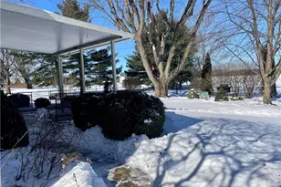 922 W Main St, Eaton, OH 45320 - Photo 3