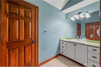 2064 Echoing Oaks Circle, Dayton, OH 45414 - Photo 41