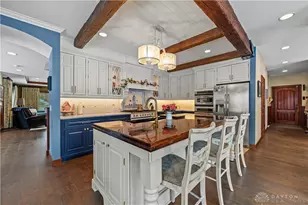 2064 Echoing Oaks Cir, Dayton, OH 45414 - Photo 11