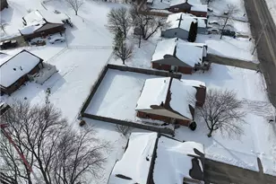 6334 Shull Rd, Dayton, OH 45424 - Photo 3