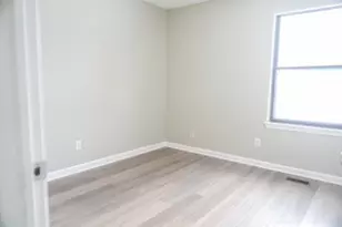 6334 Shull Rd, Dayton, OH 45424 - Photo 17