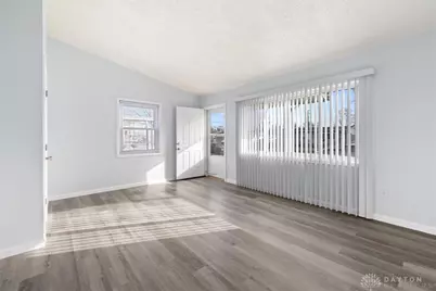 227 Fenwick Drive, New Carlisle, OH 45344 - Photo 7