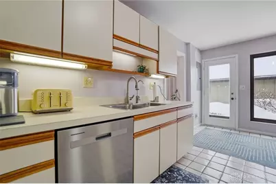 1454 Carrriage Trace Boulevard, Centerville, OH 45459 - Photo 19