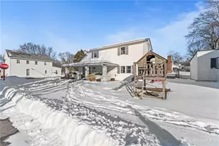 127 High St, New Paris, OH 45347 - Photo 3