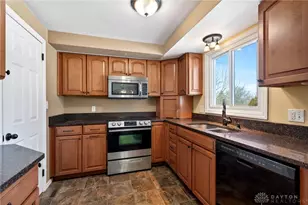 2759 Shelburne Ln, Beavercreek, OH 45430 - Photo 13