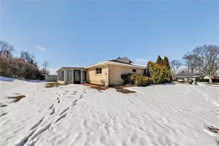 4202 Knollcroft Rd, Dayton, OH 45426 - Photo 5