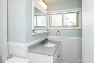 935 Fairacres Dr, Dayton, OH 45429 - Photo 41