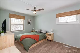 935 Fairacres Dr, Dayton, OH 45429 - Photo 29