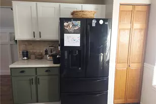 2030 Northcreek Dr, Englewood, OH 45322 - Photo 9