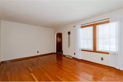 704 Broad Boulevard, Dayton, OH 45419 - Photo 11
