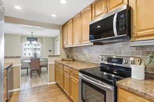 810 E Whipp Rd, Dayton, OH 45459 - Photo 15