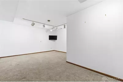 4400 Royal Ridge Way, Dayton, OH 45429 - Photo 53